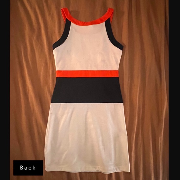 Women’s Colorblock Dress - Picture 2 of 5